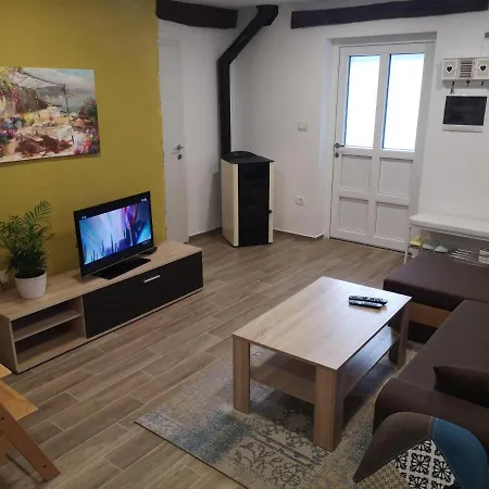 Mija Apartment *
